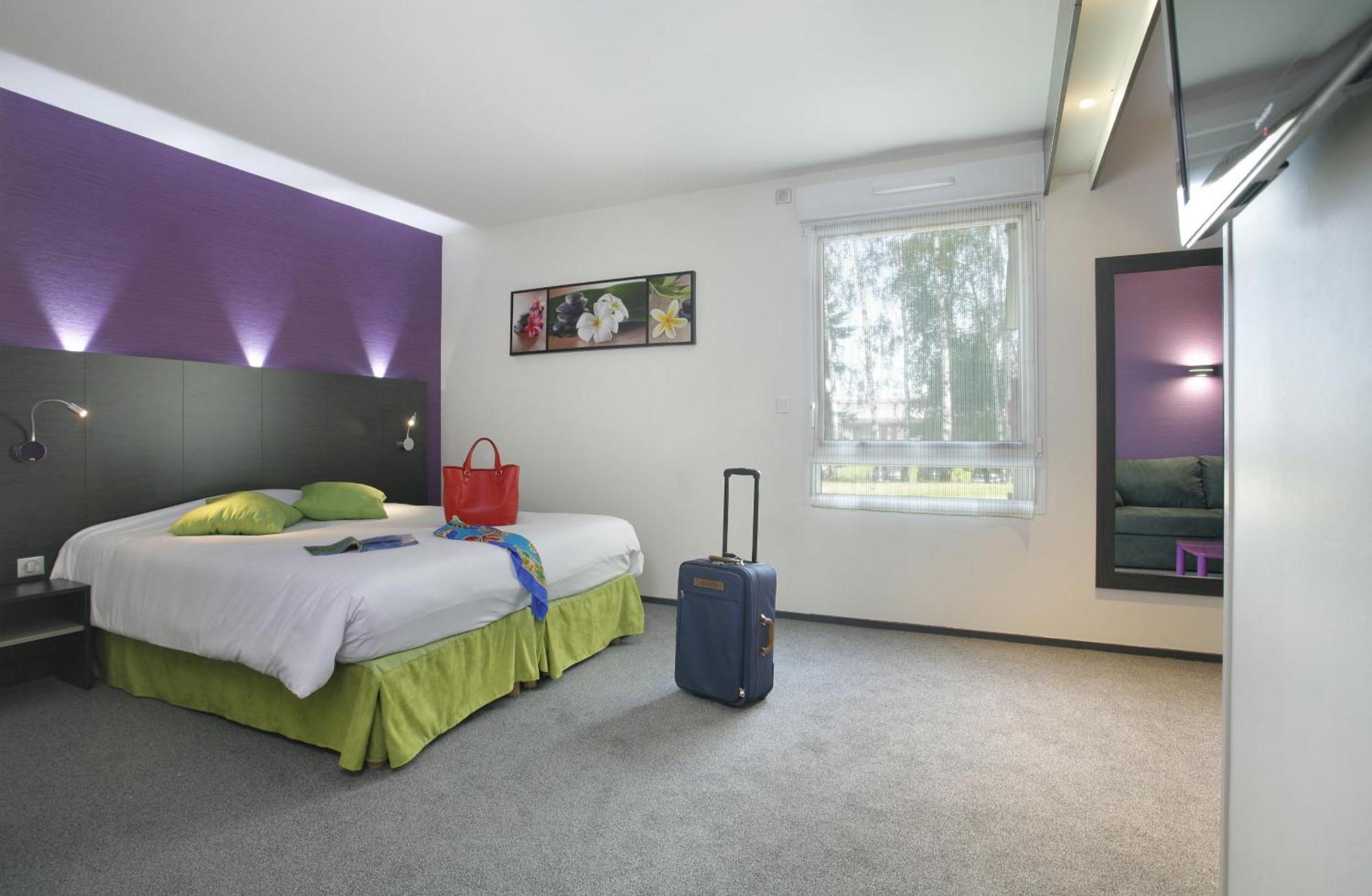 Hotel Kyriad Direct Nord 2*