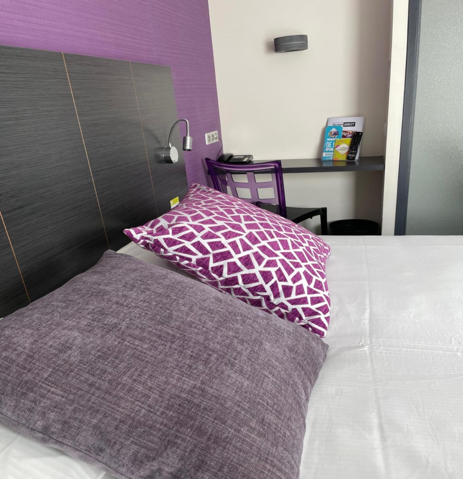 Hotel Kyriad Direct Nord